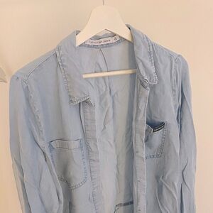 Calvin Klein Jeans 🔷 Button Down Women’s Top
